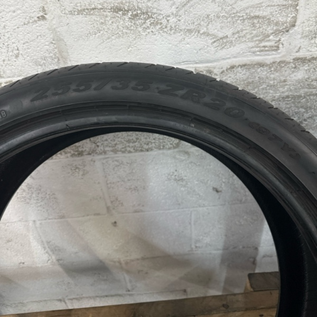 Pirelli PZero Size 255/35/20