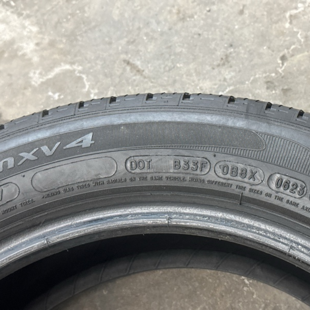 MICHELIN PRIMACY MXV 4 215/55/17 TIRE 945724ed