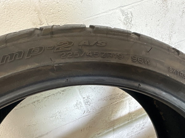 BFGoodrich G-Force Comp-2 Size 225/45/19