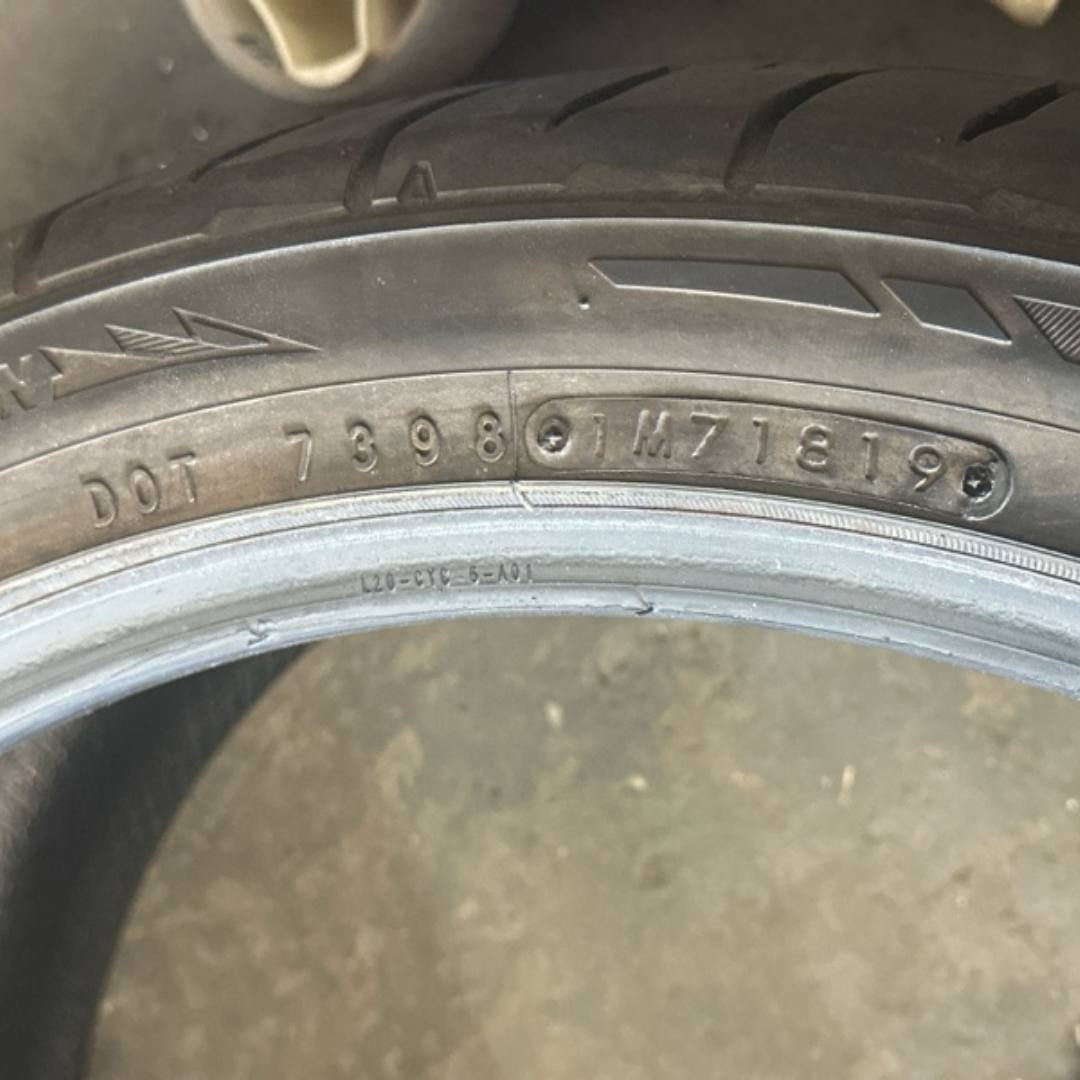 Set of 2 Nitto NT555 G2 265/35/20 b942cb7f