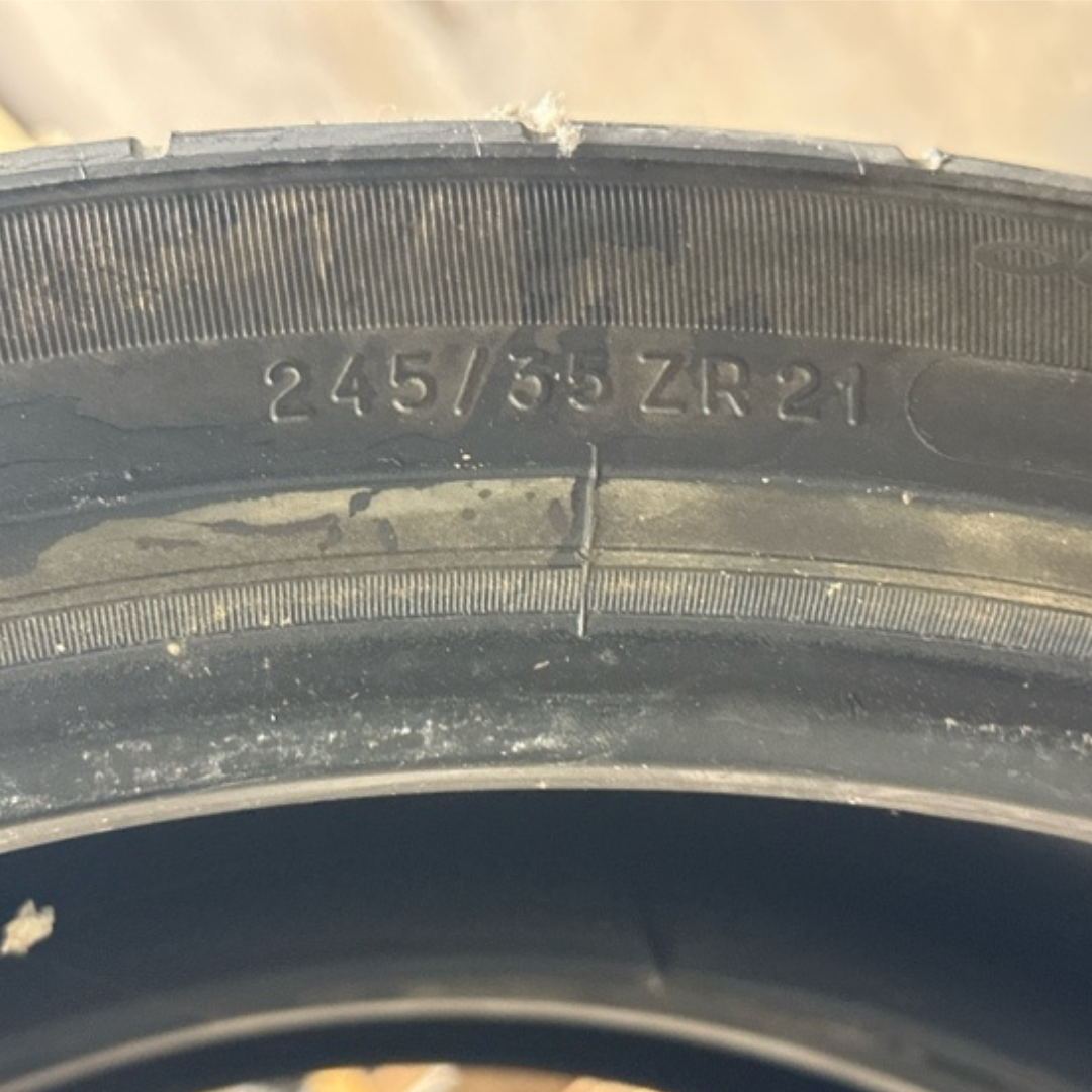 Set of 2 Michelin Pilot Sport Tire Size 245/35/21