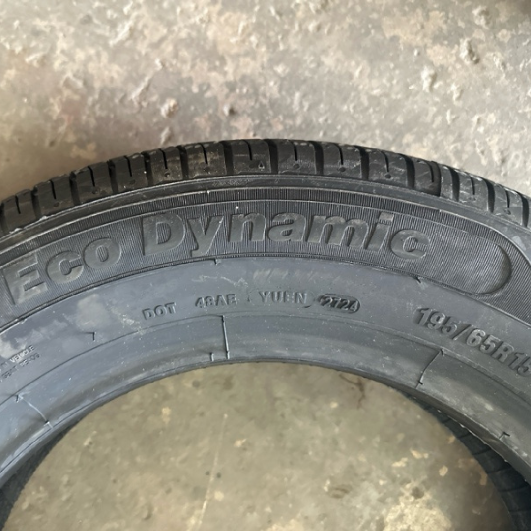 Set of 2 Waterfall Eco Dynamic 195/65/15 Tires f464ad77