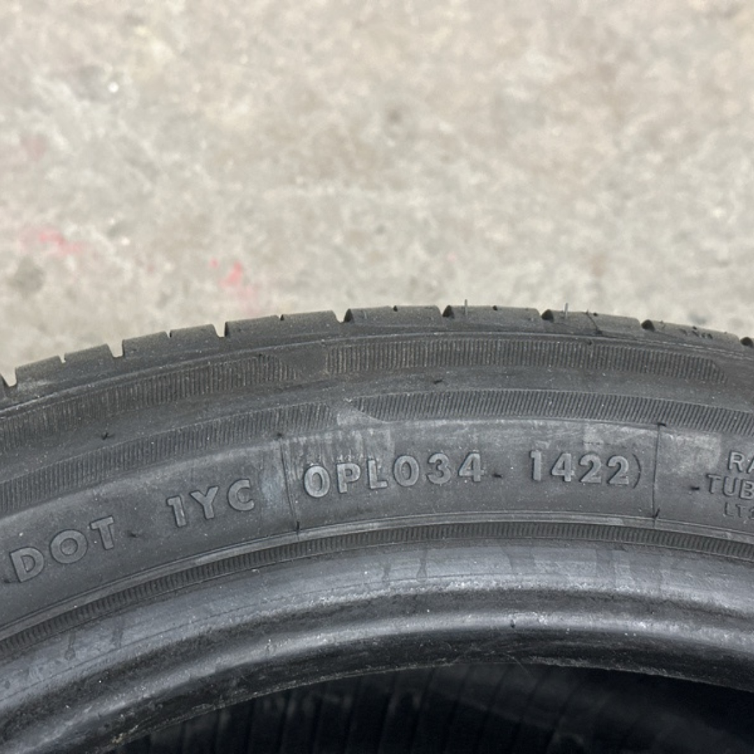 LEAO LION SPORT 255/40/19 5e56d7e2