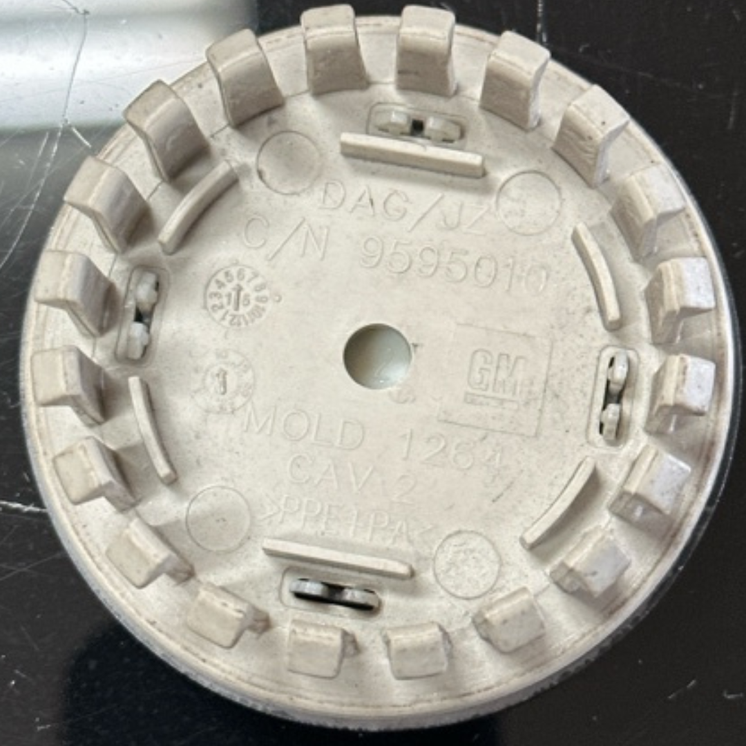 Chevrolet Corvette Factory OEM Center Cap 9595010 f20e5df0