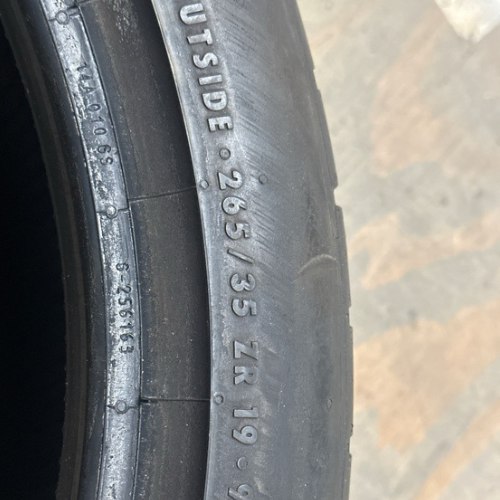 CONTINENTAL TIRE  265/35/19 USED  cdc2c458