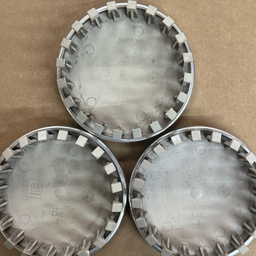 Set of 3 GMC Sierra Yukon Wheel Hub Center Cap 83MM 22837060 88589fca