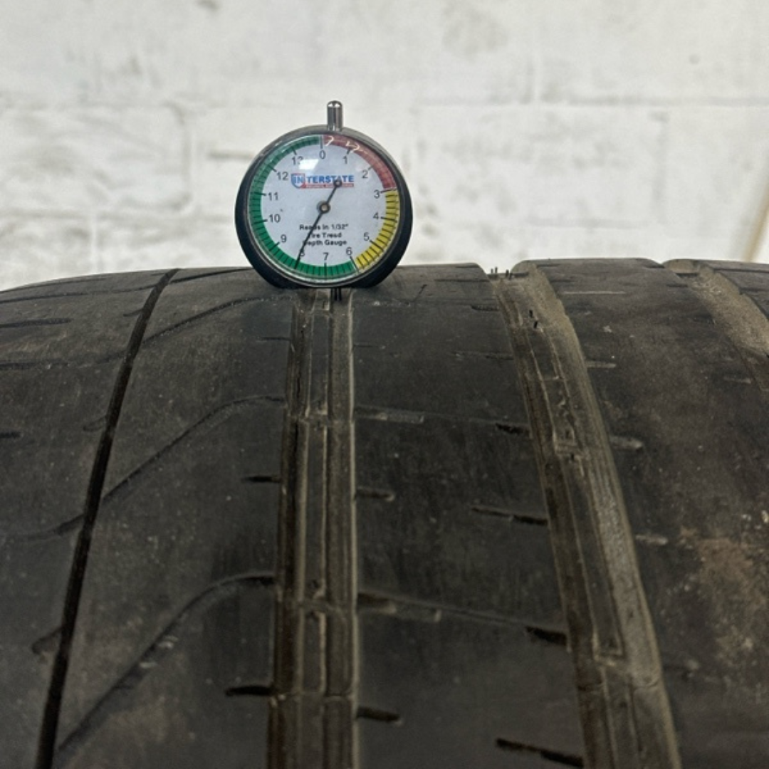 PIRELLI P ZERO 305/30/19 TIRE ccb3b438