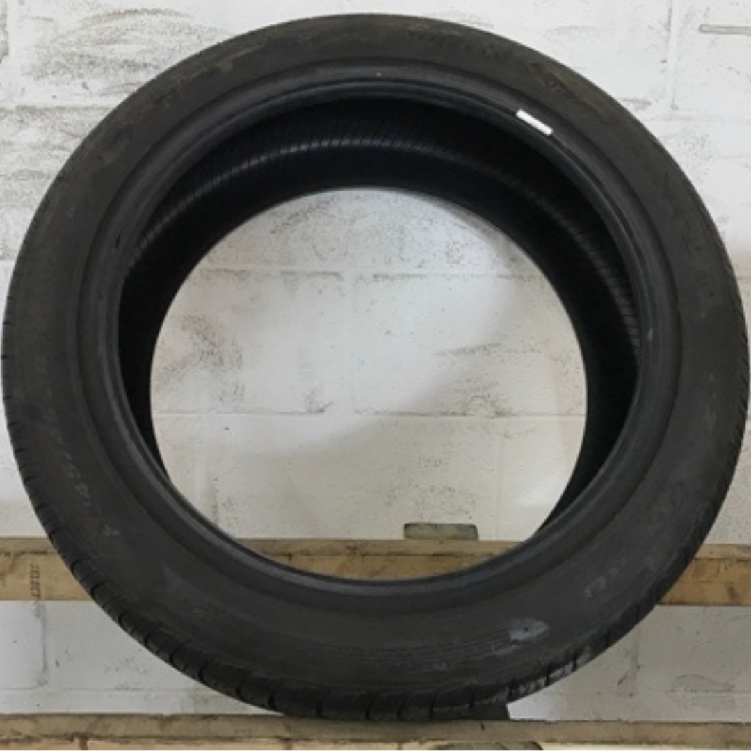 Set of 2 Pirelli P Zero Nero 245/45/19 f929a610