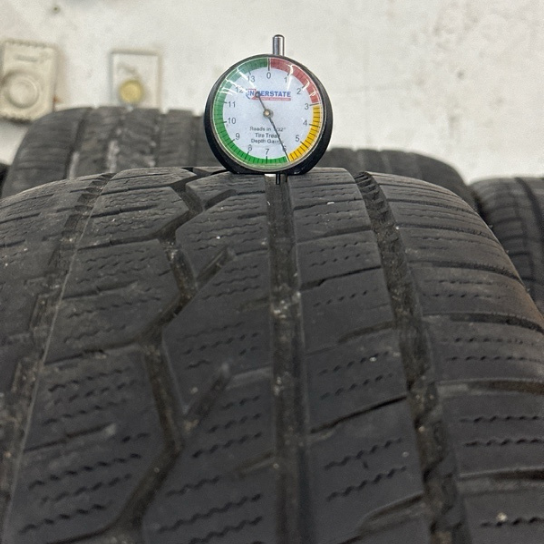 SET OF 2 TOYO CELSIUS CUV 235/60/18 TIRES 60d6190d