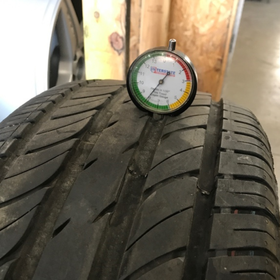One Waterfall Eco Dynamic 225/40/18 Tire 53ebc709
