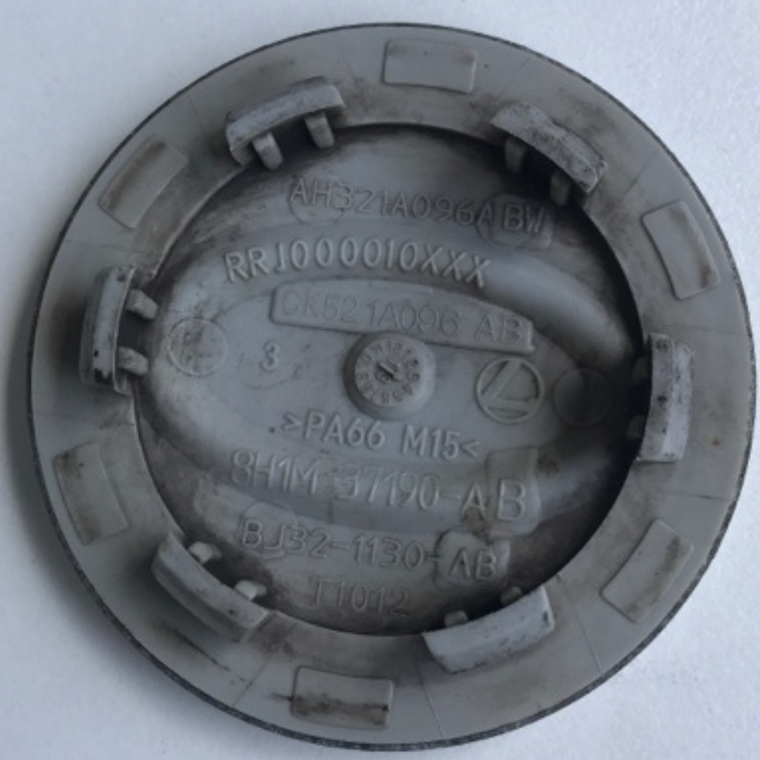 Land Rover Wheel Hub Center Cap 8H1M-37190-AA 05e1a924