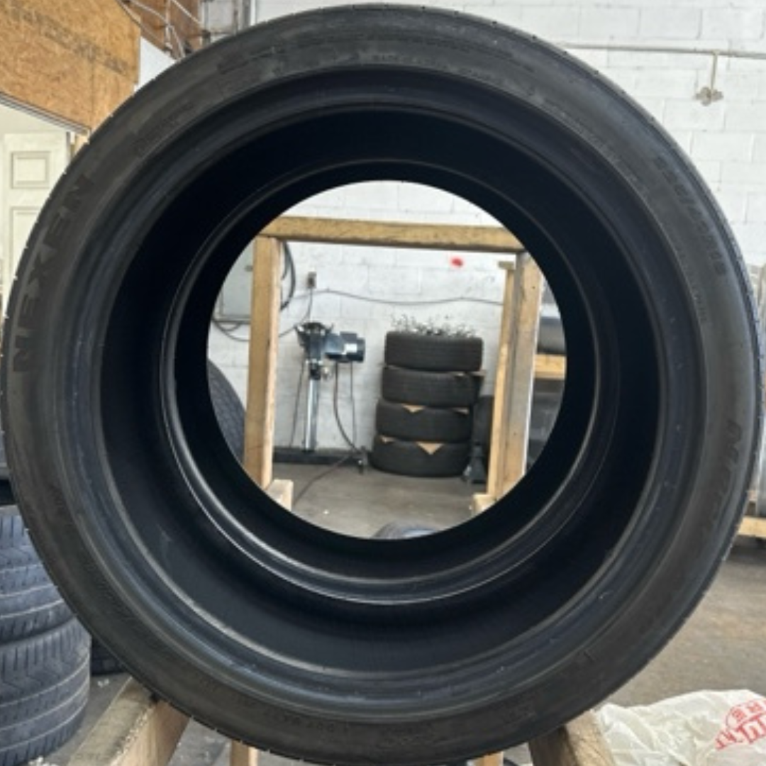SET OF 2 NEXEN 225/40/18 TIRES 0a8a9a5f