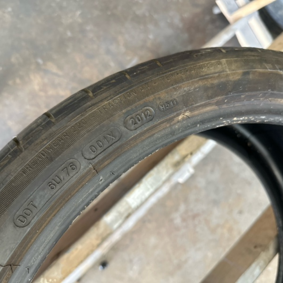 Set of 2 Michelin TIre Size 285/30/21