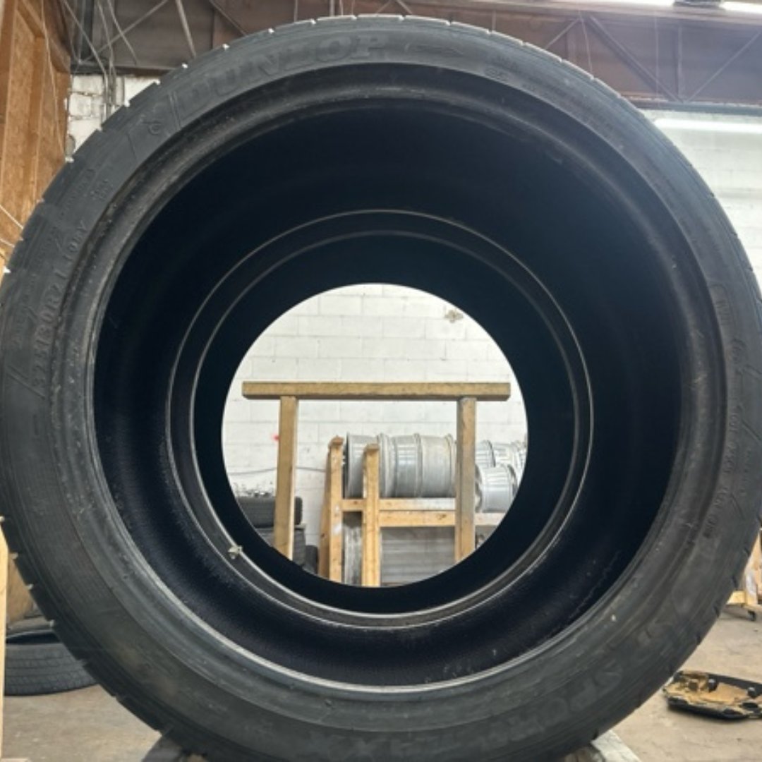 SET OF 2 DUNLOP SPORT 325/30/21 TIRES cd465607