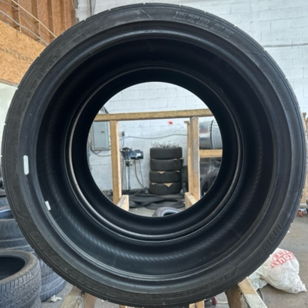 SET OF 2 SUMITOMO HTR Z5 275/30/20 TIRES b060631c