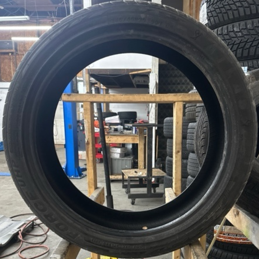 ATLAS FORCE UHP 245/40/20 TIRE 8d59c769