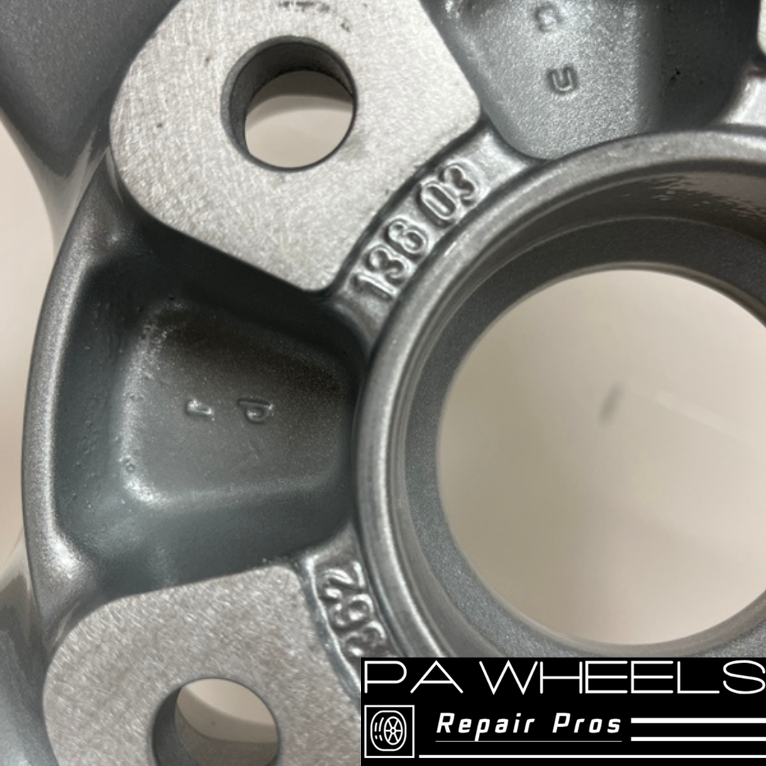 PORSCHE 911 2003-2005 18" FACTORY OEM WHEEL RIM FRONT 67304 99636213603