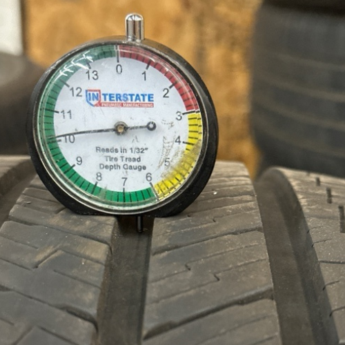 SUMMIT TIRE Used 275/40/20 230de7e2