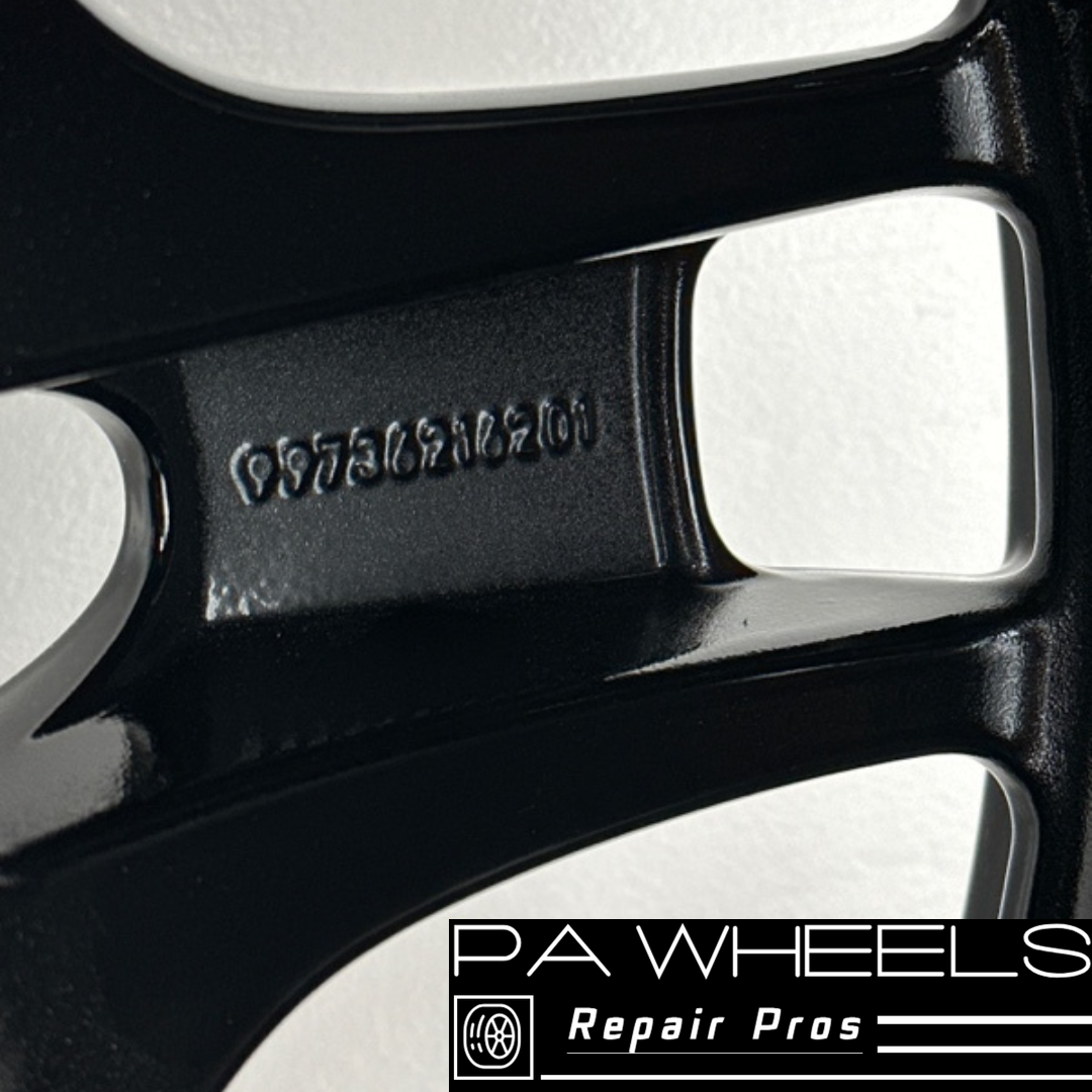 PORSCHE 911 CARRERA 2005-2013 " FACTORY OEM REAR WHEEL RIM 67324 99736216201