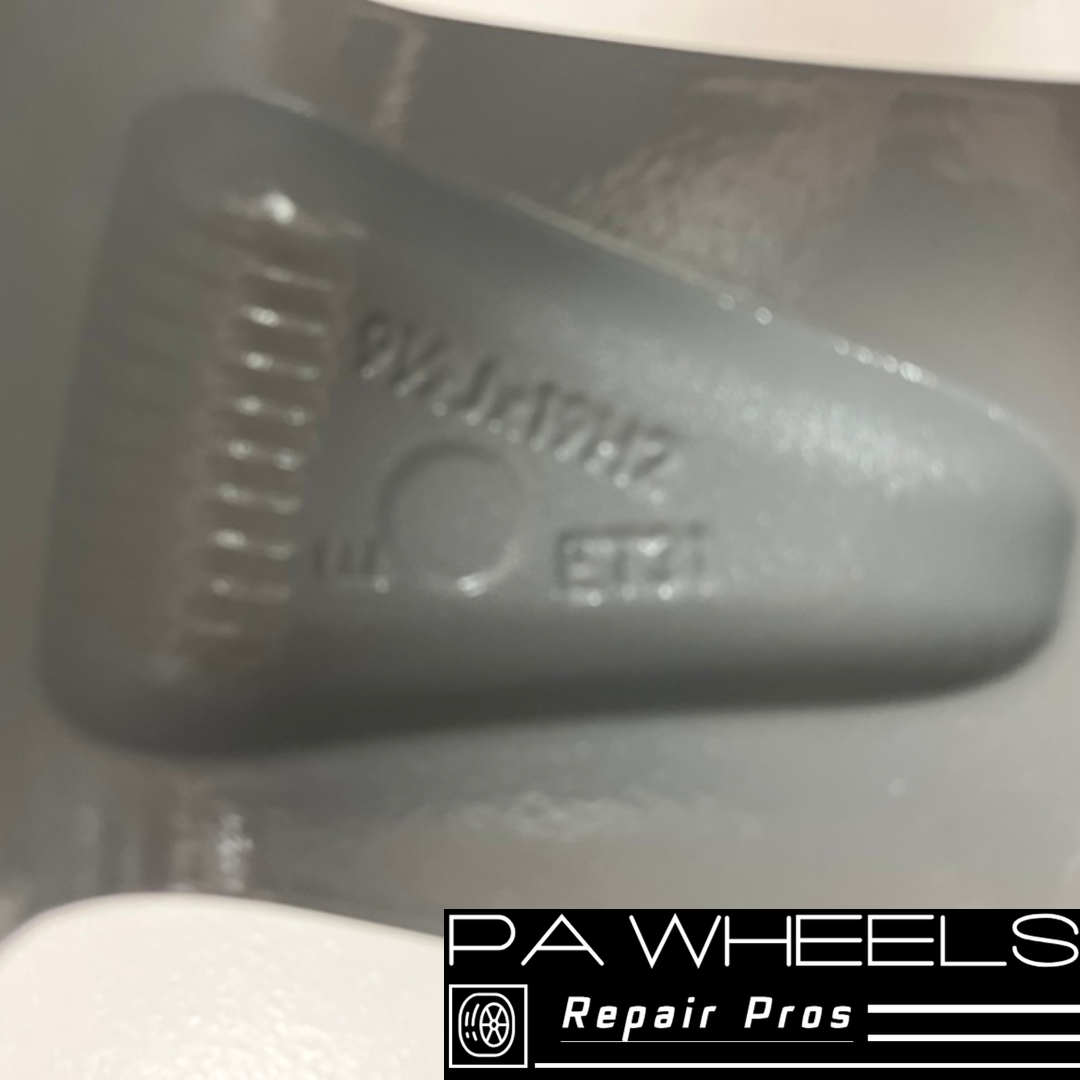 MERCEDES SL55 2008 19" FACTORY ORIGINAL REAR WHEEL RIM 85040 A2304013102