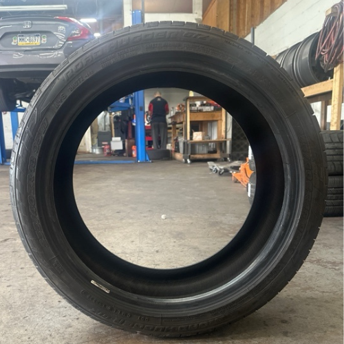 ROAD HUGGER GTZ TIRE 235/40/18 7b791b96