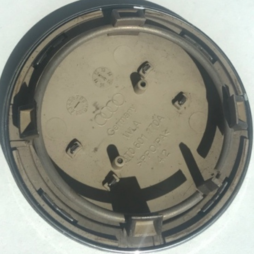 Set of 4 Audi Wheel Hub Center Cap 8T0601170A f0dfb63a