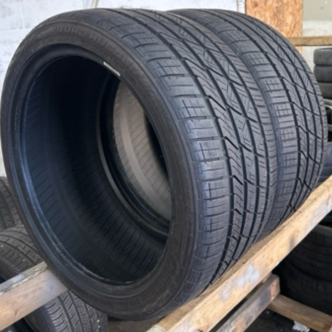 SET OF 2 ROAD HUGGER GTZ 255/35/18 TIRES 1f55cfb5