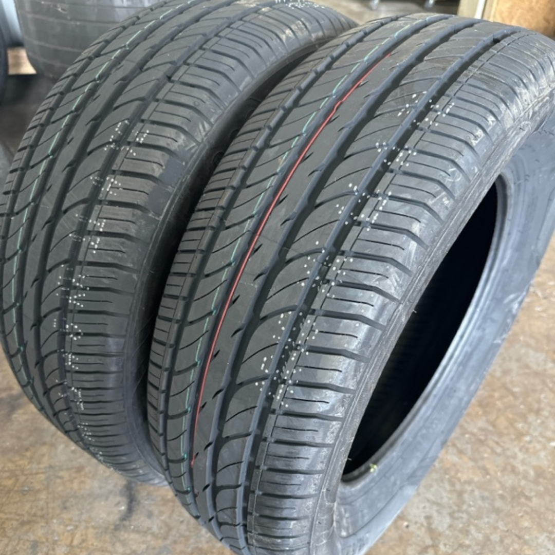 Set of 2 ARROYO GRAND SPORT 215/60/16 Tires 0cf9079c