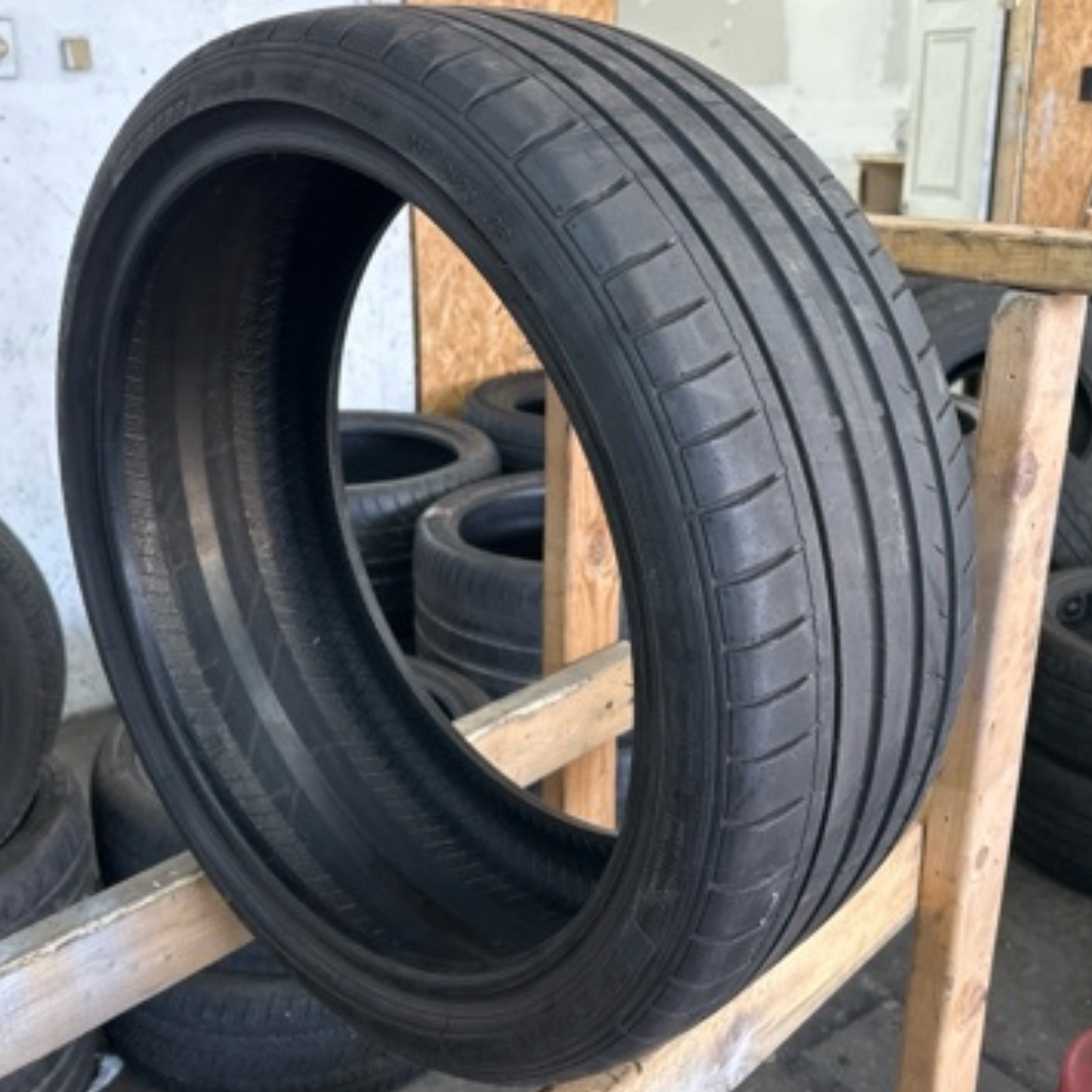 DUNLOP SPORT MAXX 245/35/20 TIRE ab4f1482