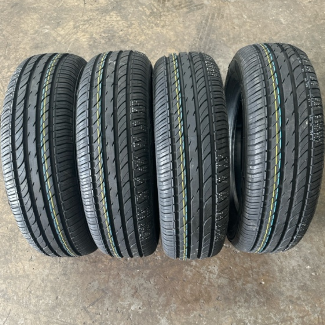 Set of 4 Arroyo Grand Sport 2 195/65/15 Tires 3282c1cd