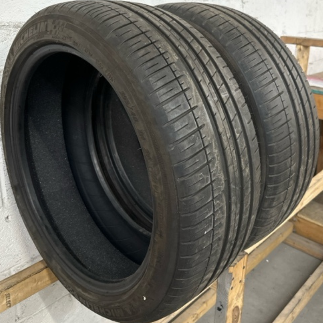 Set of 2 Michelin Pilot Sports 3 Tires 255/40/20 522ae66e