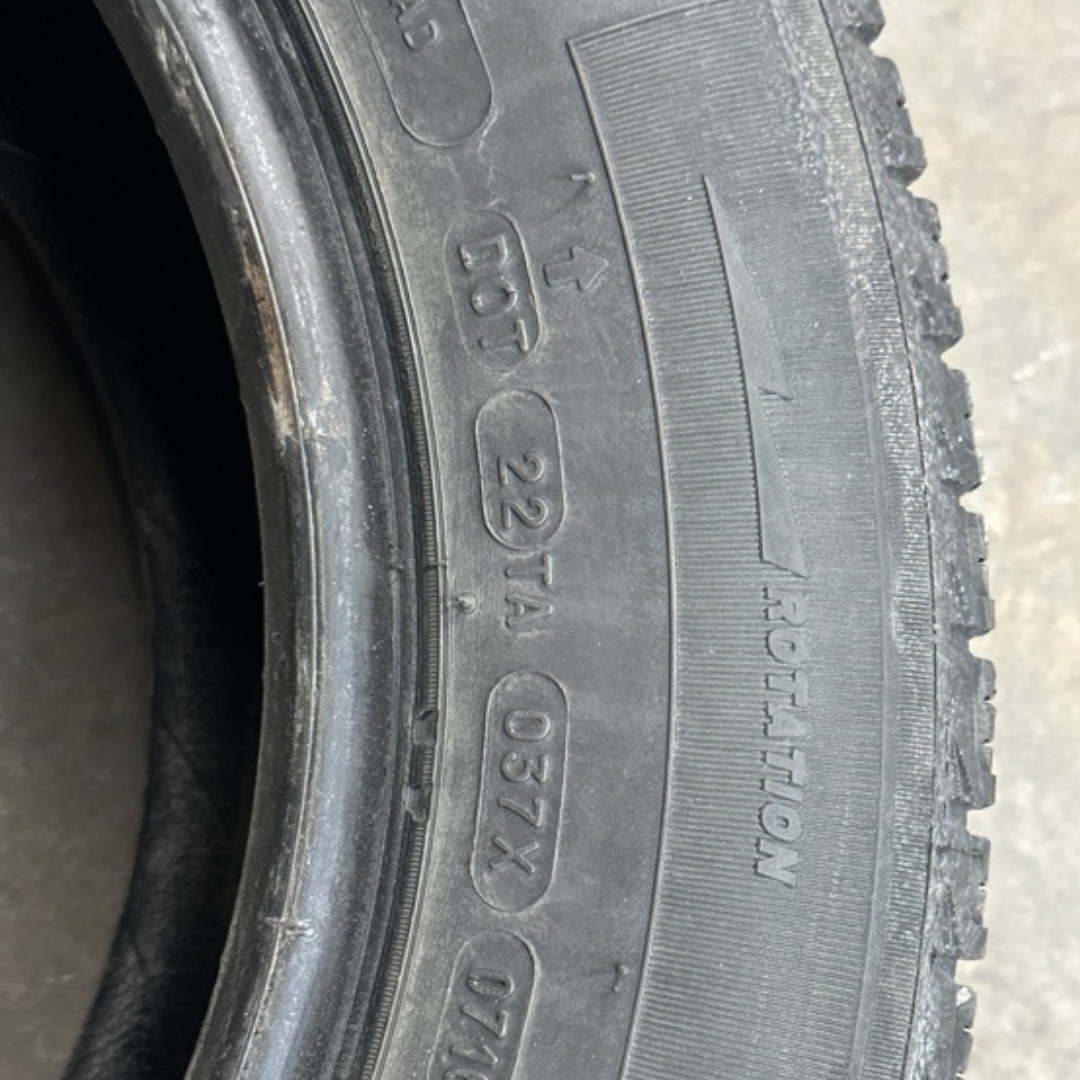 P195/65R15 95T Michelin X-ice SET OF 2  7ffb3f01