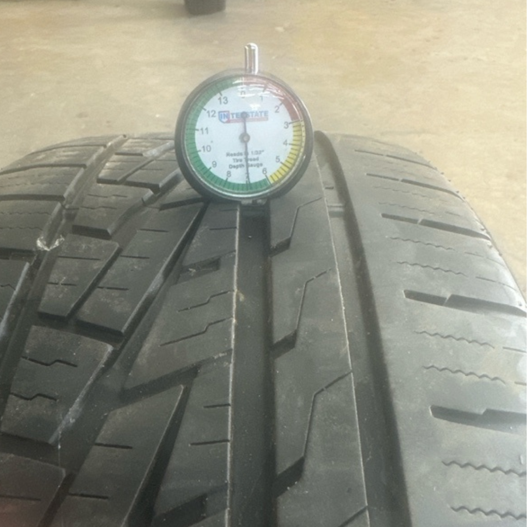 One SUMITOMO HTR A/S PO2 255/35/20 Tire ce16a708