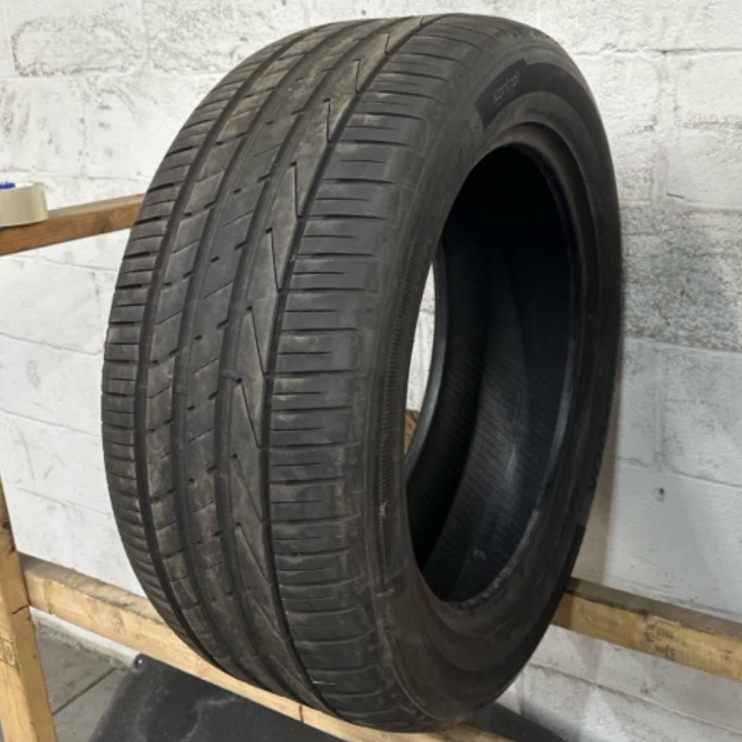 Hankook Ventus S1 Evo2 Size 275/50/20