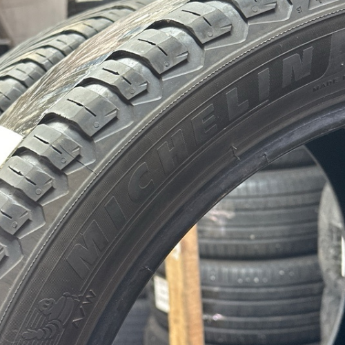 Michelin CrossClimate Winter Tire 235/50/20 set of 2 used