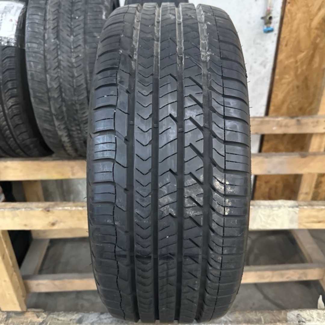 GOOD YEAR EAGLE SPORT 225/45/17 TIRE f8aa0dc8