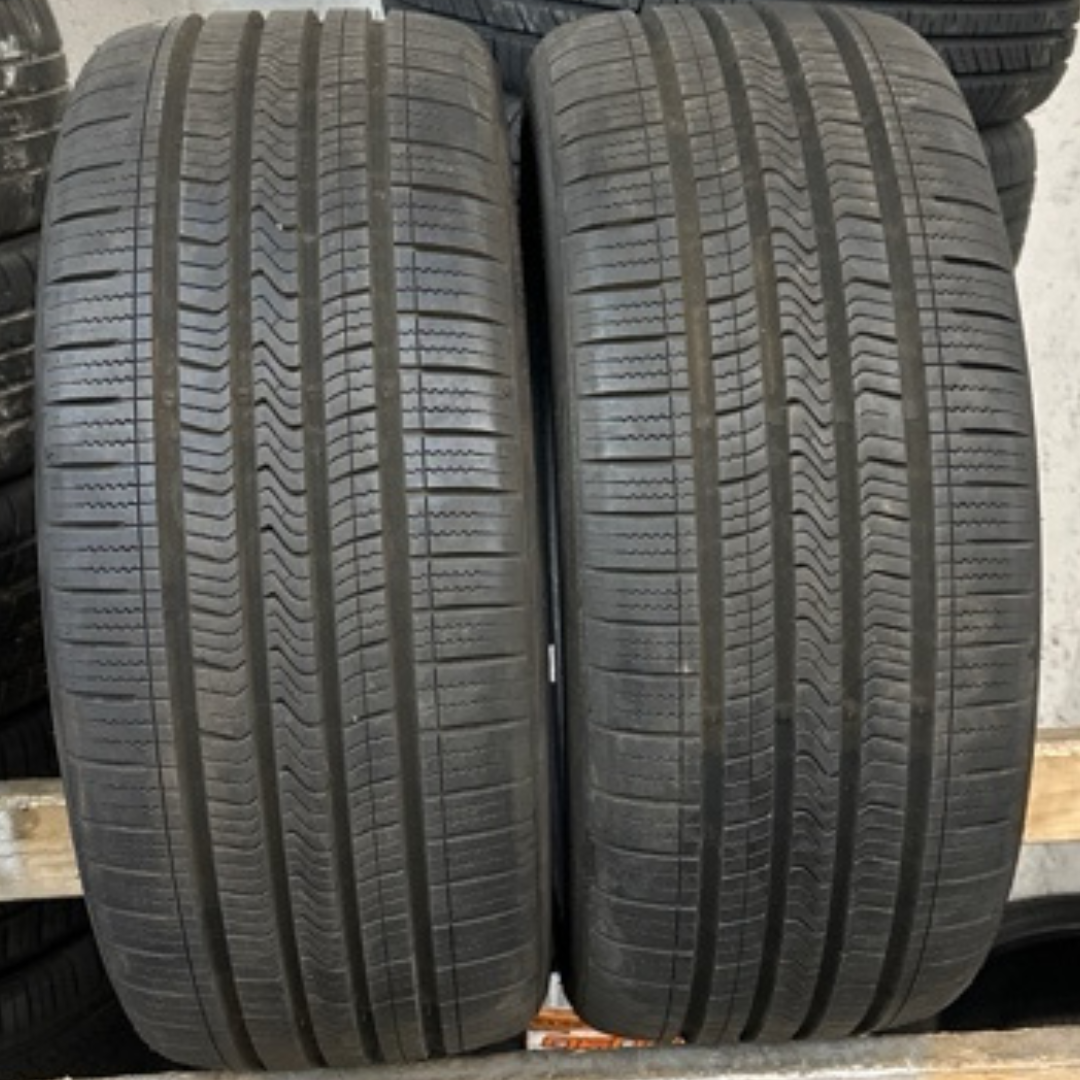 SET OF 2 CROSSMAX CT-1 225/40/18 TIRES b03b9c08