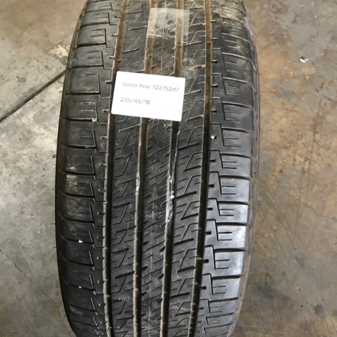 One GOOD YEAR ASSURANCE 235/45/18 Tire 722752d7