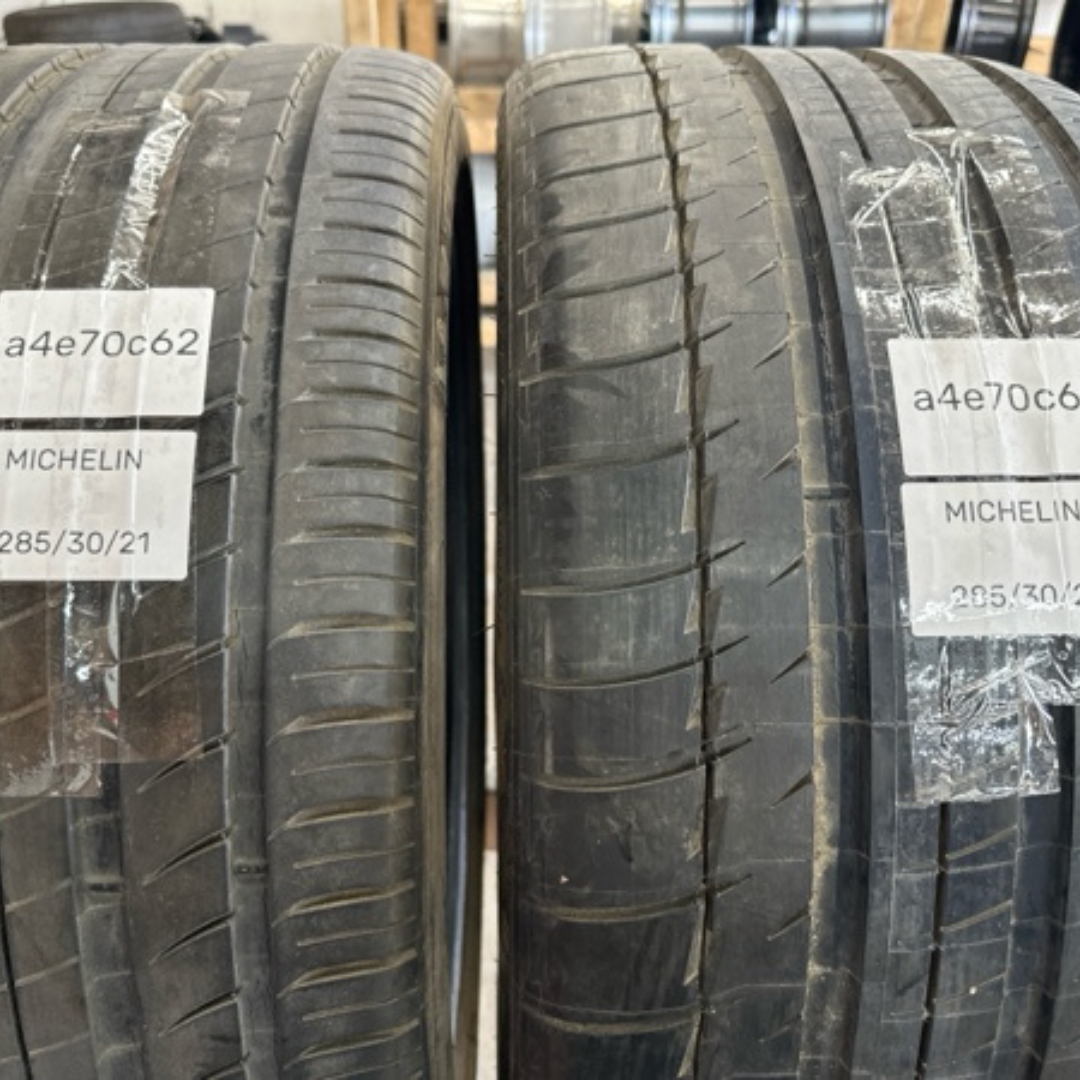 Set of 2 Michelin TIre Size 285/30/21