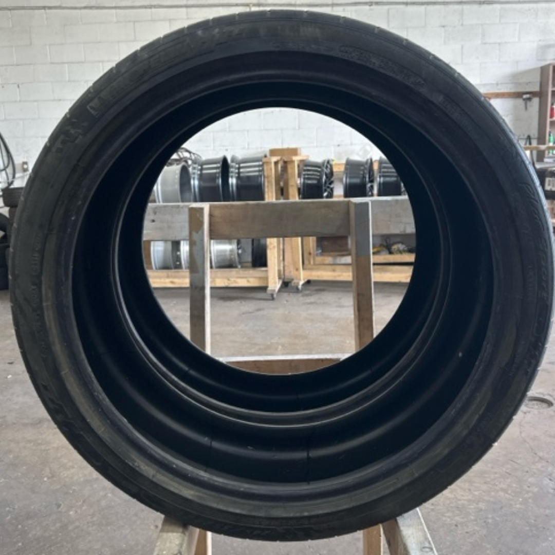 Set of 2 Michelin Pilot Sport Tire Size 245/35/21