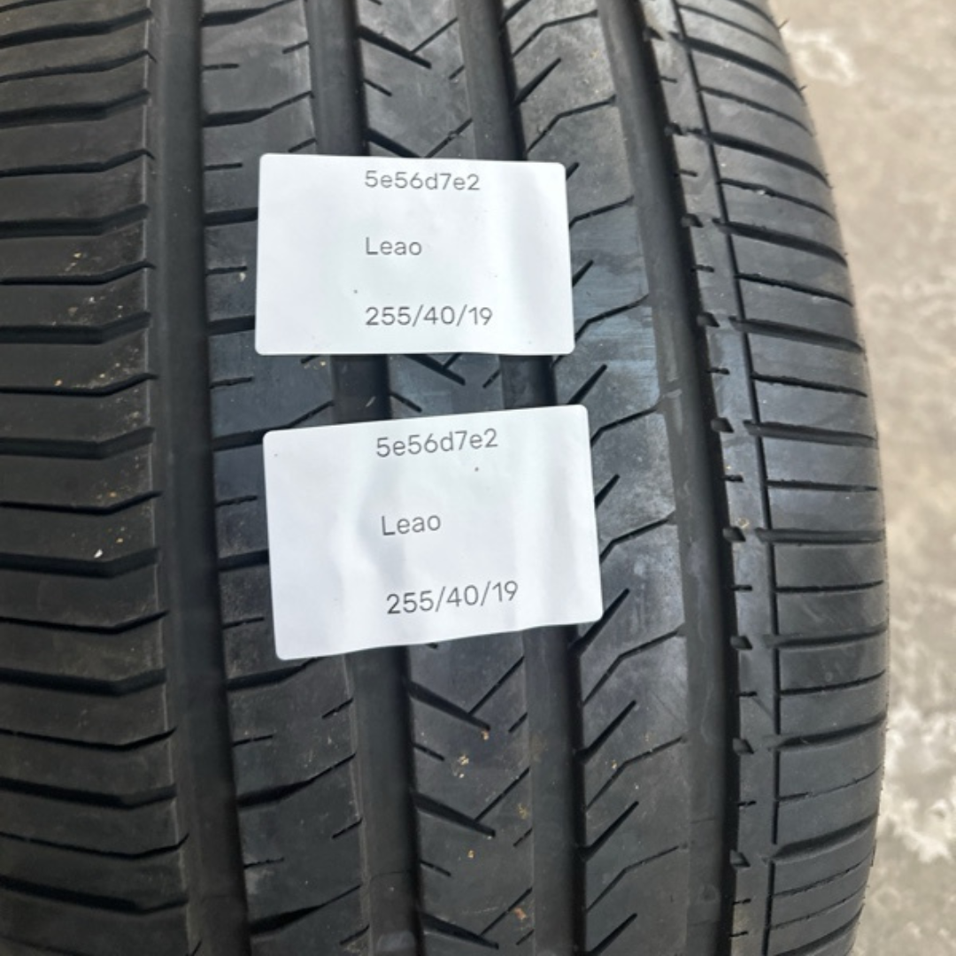 LEAO LION SPORT 255/40/19 5e56d7e2