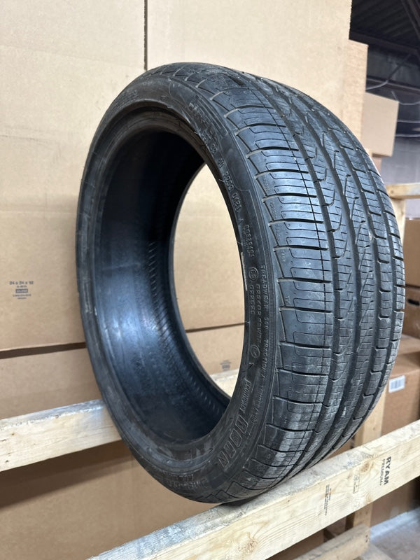 Tire Pirelli Cinturato P7 all season Size 225/40/18