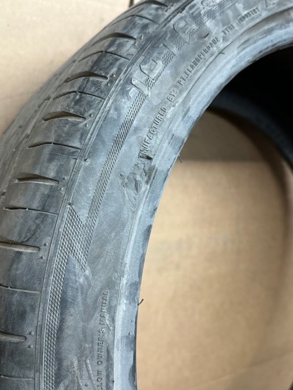 Tire IOTA  ST 68 Acceiera reinforced Size 285/35/21