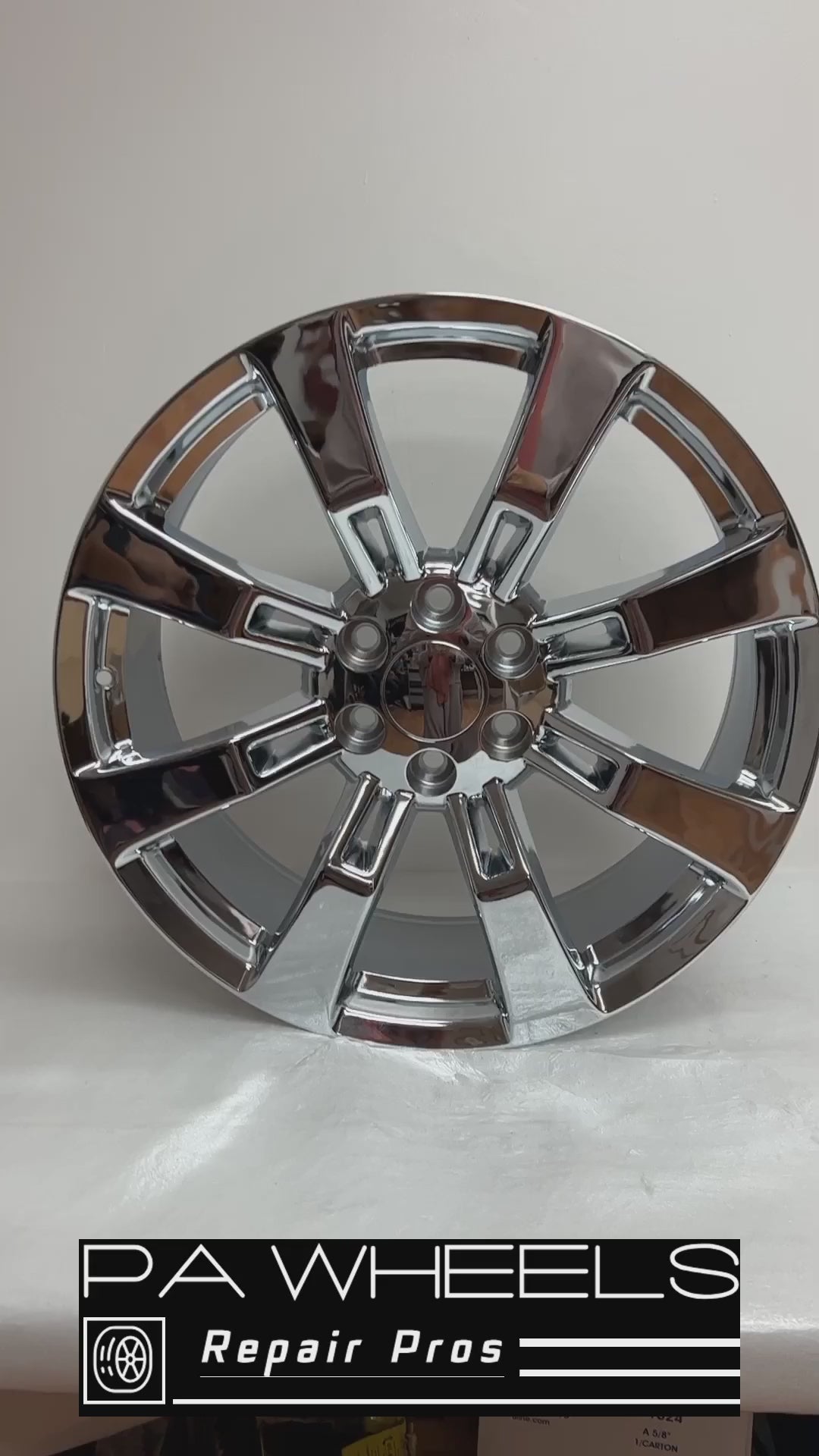 CADILLAC ESCALADE, ESCALADE ESV, ESCALADE EXT 2009 2010 2011 2012 2013 2014 22 INCH ALLOY RIM WHEEL FACTORY OEM 5409 88965249   Manufacturer Part Number: 88965249 Hollander Number: 5409 Condition: "This is used wheel and may have some cosmetic imperfections, please ask for the actual picture" Finish: CHROME Size: 22" x 9" Bolts: 6x5.5 Offset: 31mm Position: UNIVERSAL