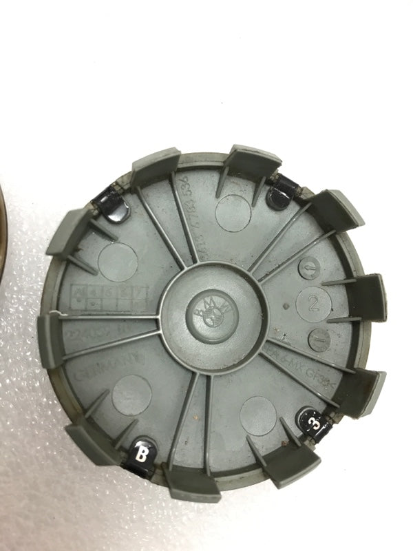 Set of 3 Genuine BMW Center Cap Hubcap 68MM 22405910 5bf93914