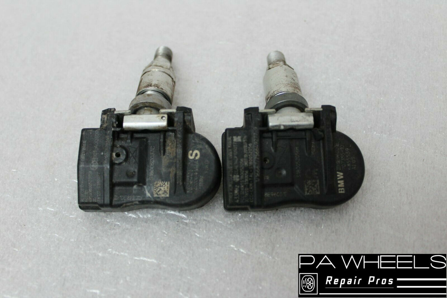 SET OF 2 GENUINE BMW FACTORY OEM TIRE PRESSURE TPMS SENSORS 433MHz