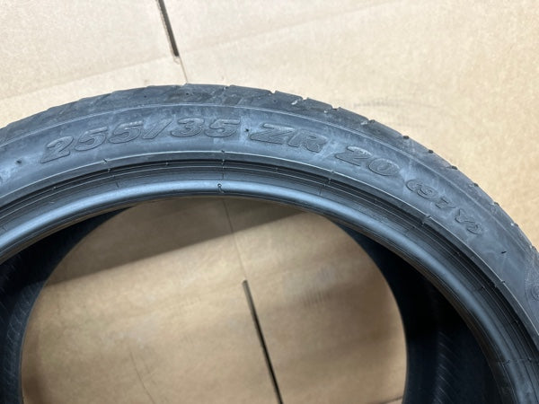 Tire Pirelli Pzero Size 255/35/20