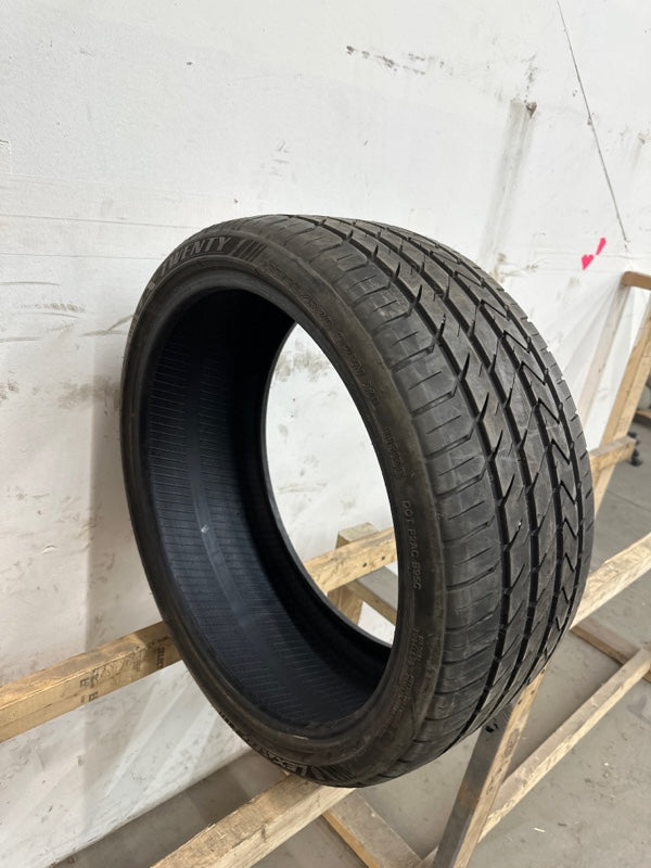 LX twenty Tire Size 235\35\20